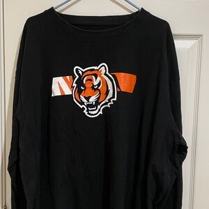 Black long sleeve 4XLT Bengals tee